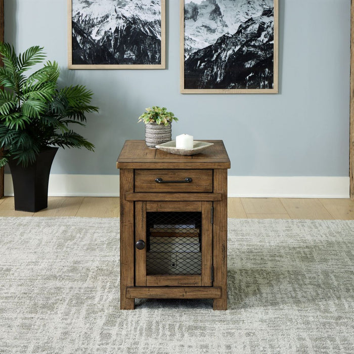 Liberty Furniture Pinebrook Ridge Chairside Table in Weathered Toffee image