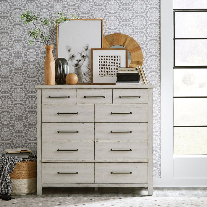 Liberty Furniture Modern Farmhouse 11 Drawer Chesser in Flea Market White