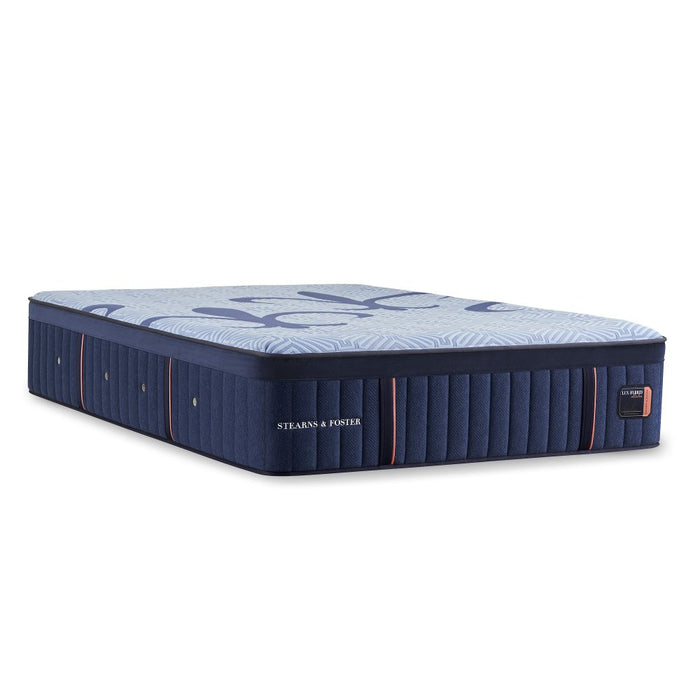 Lux Hybrid Medium Tight Top
