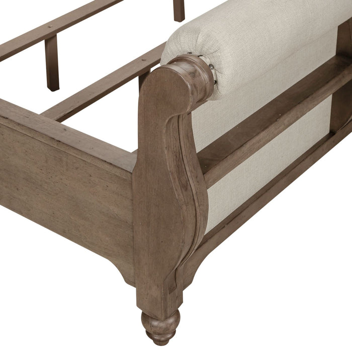 Americana Farmhouse Queen Sleigh Bed