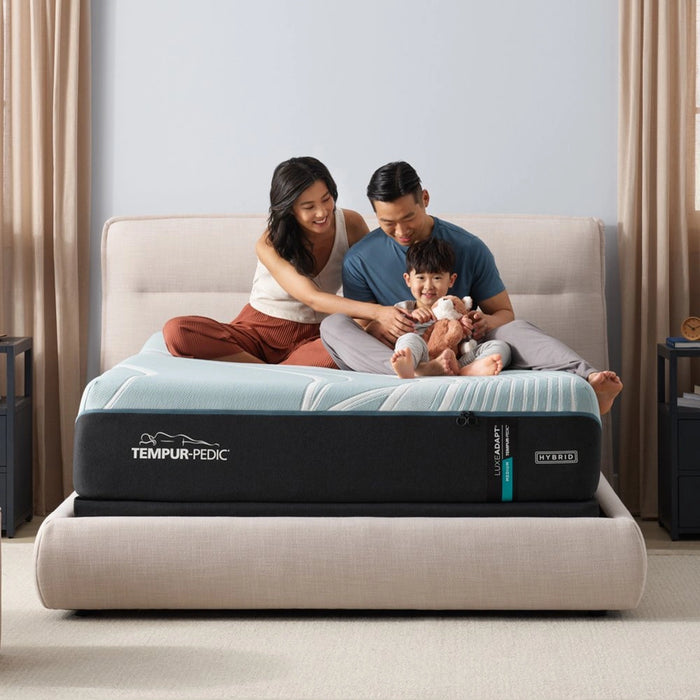 Tempur-Pedic LuxeAdapt Medium Hybrid Mattress